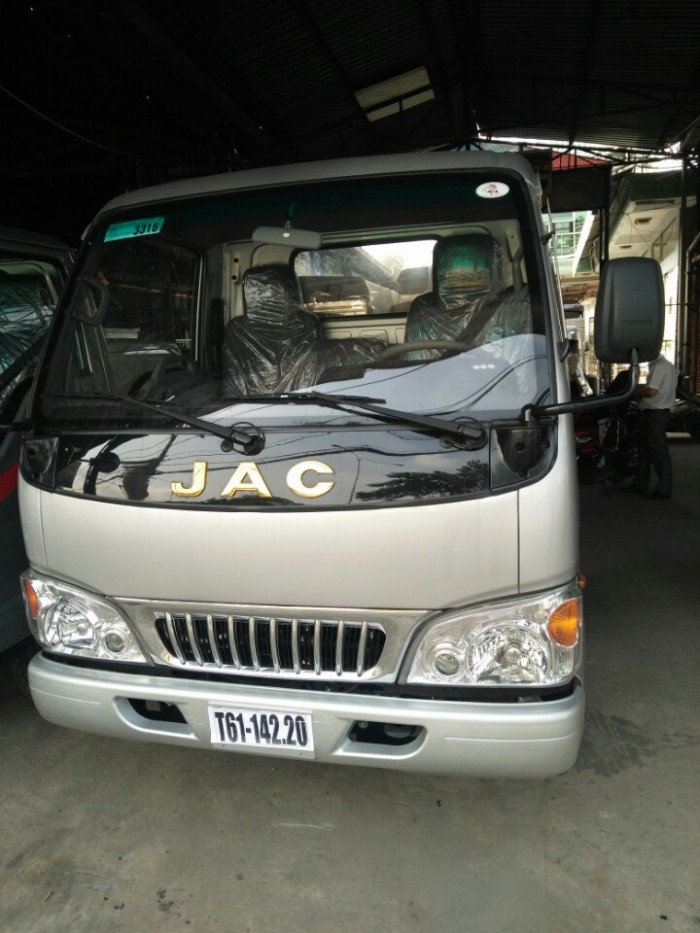 Xe tải Jac 2t46 mẫu mới 2017, trả góp 94%