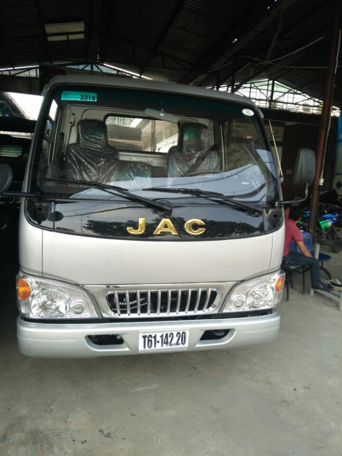 Xe tải Jac 2t46 mẫu mới 2017, trả góp 94%