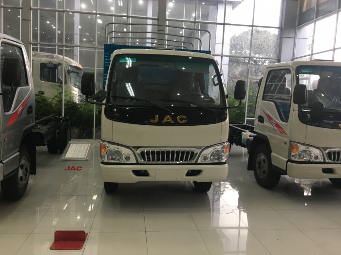 Xe tai jac tra gop 2t4