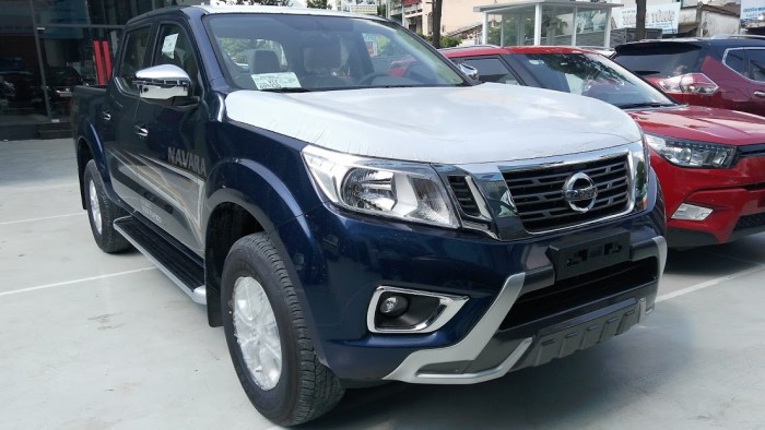 Nissan Navara 2.5 EL 2017, xe giao ngay, giảm tiền mặt 85tr, hỗ trợ vay 80%