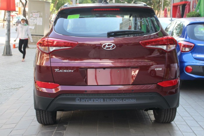 Hyundai Tucson trắng 2018  máy dầu 2.0 full mới 100%