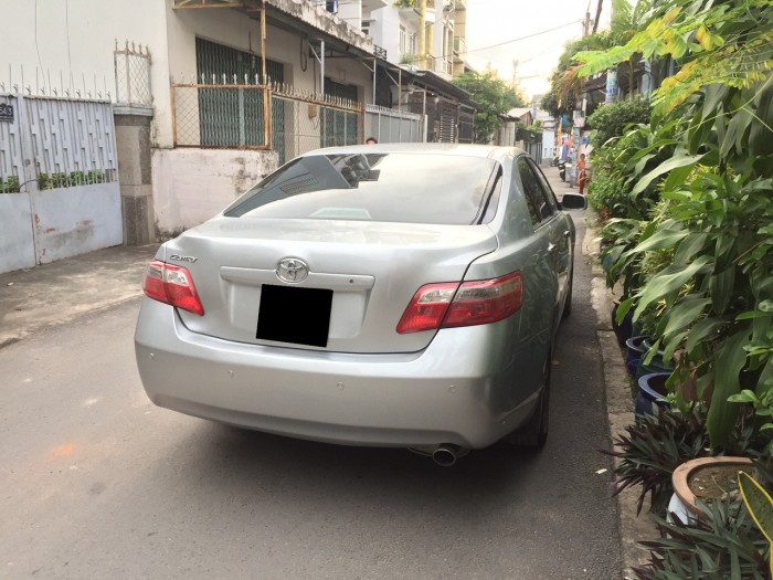 Nhà mình cần cho ra đi em Camry 2.4LE 2008 nhập khẩu Mỹ