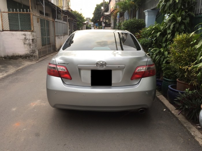 Nhà mình cần cho ra đi em Camry 2.4LE 2008 nhập khẩu Mỹ