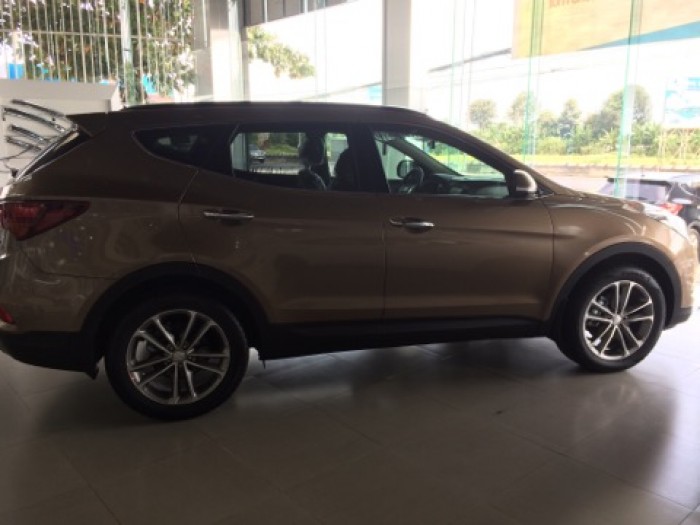 Hyundai SantaFe 2017  động cơ Diesel 2.2L