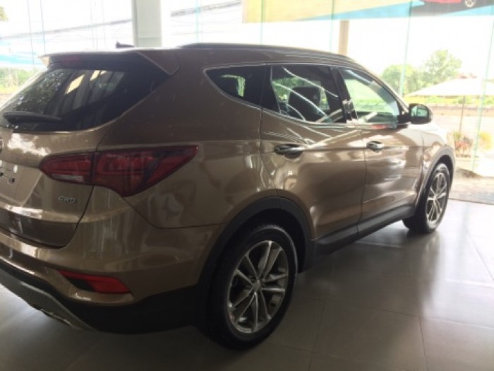 Hyundai SantaFe 2017  động cơ Diesel 2.2L