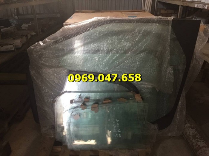 Kính Cabin Máy Xúc Lật Đào San Ủi