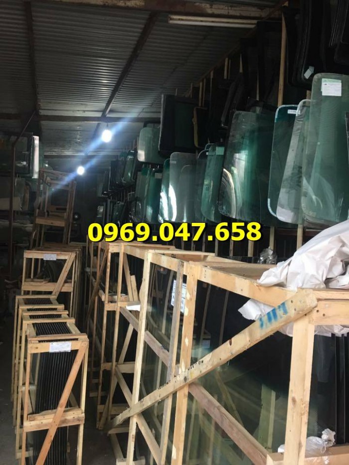 Kính Cabin Máy Xúc Lật Đào San Ủi