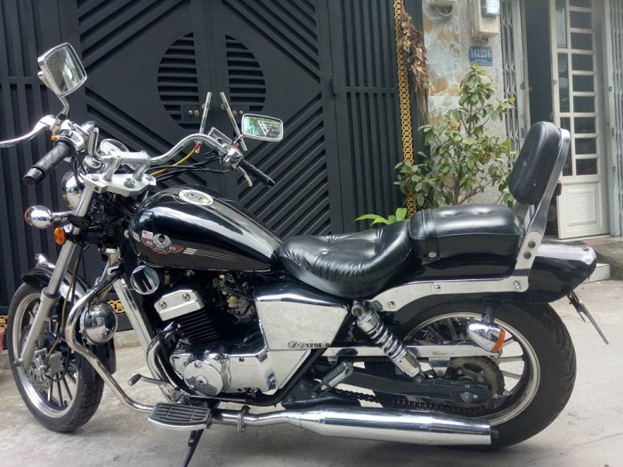 Moto Rebel 125c [USA]2 máy 2 pô, 3 thắng đĩa màu đen bstp chính chủ 2k12
