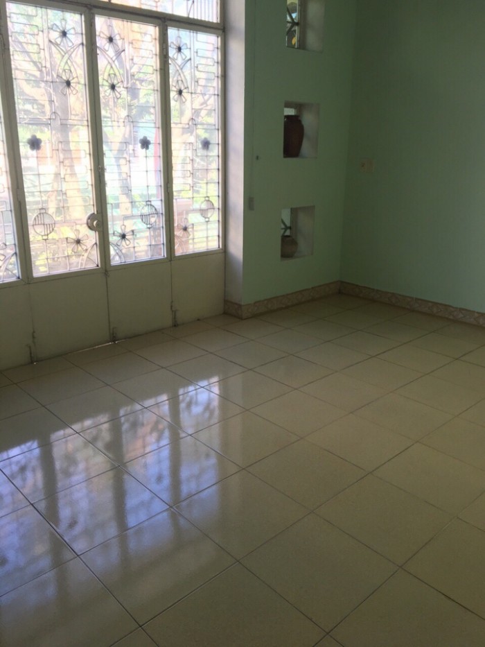 Cho thuê nhà 2T đường 7m5 gần trường Đại Học Kinh Tế Đà Nẵng 4PN,3WC