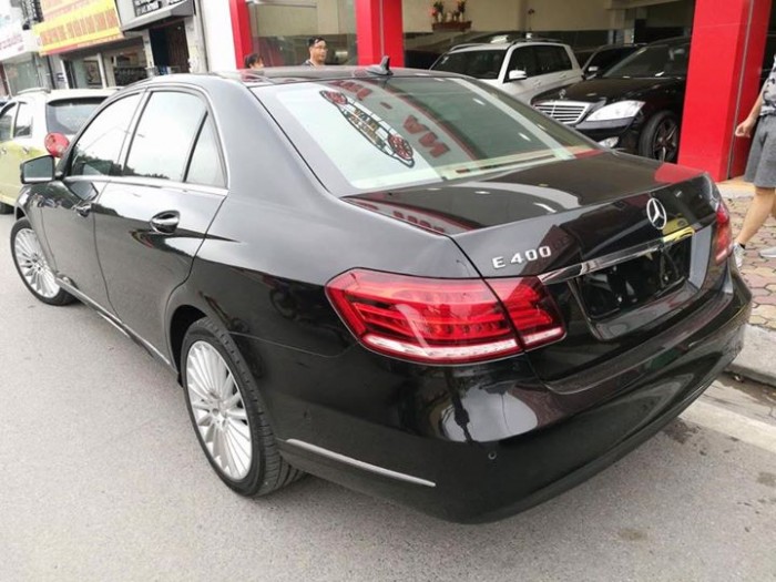 Cần Bán Mercedes Benz E400 đời 2014 Đen
