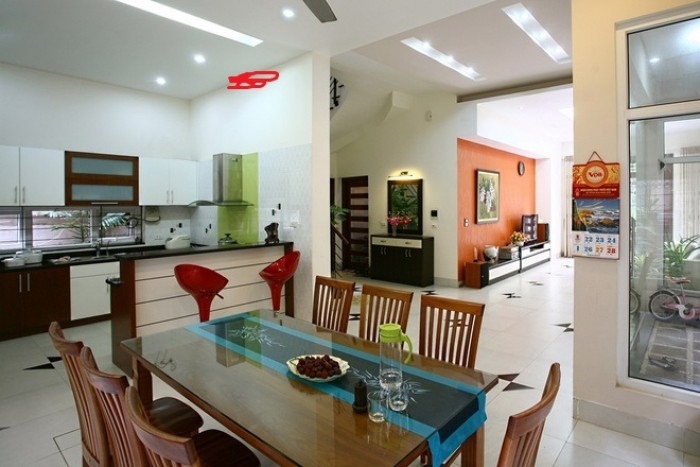 Bán gấp nhà Vạn Kiếp, 49m, HXH