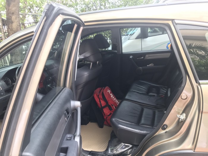 Bán xe Honda CRV còn mới, xe đẹp sx 2011 bản 2.4 tự động màu vàng