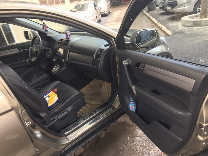 Bán xe Honda CRV còn mới, xe đẹp sx 2011 bản 2.4 tự động màu vàng
