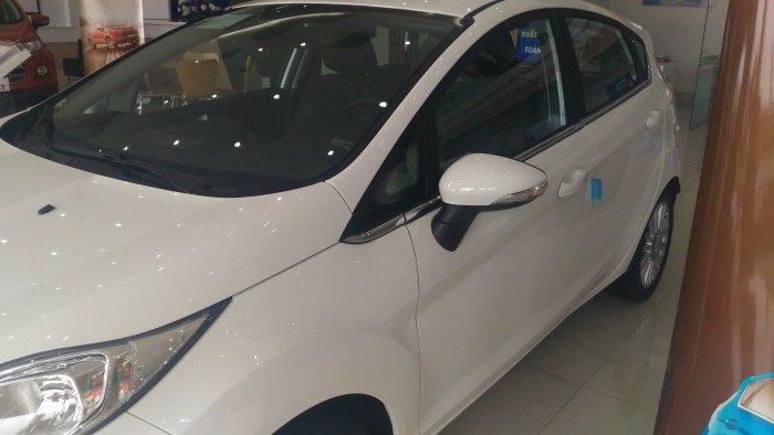 Xe 4 chỗ Ford Fiesta sport 1.0L, Fiesta ecoboost số tự động