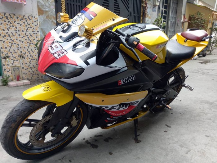 Cần bán lại xe moto visitor phoenix 175c 2k12 mẫu thể thao phong cách .màu vàng đen như hình 2 thắng đĩa.