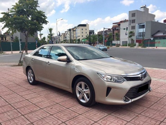 Bán gấp chiếc Toyota Camry 2.5Q 2016 option tương đương xe 2017