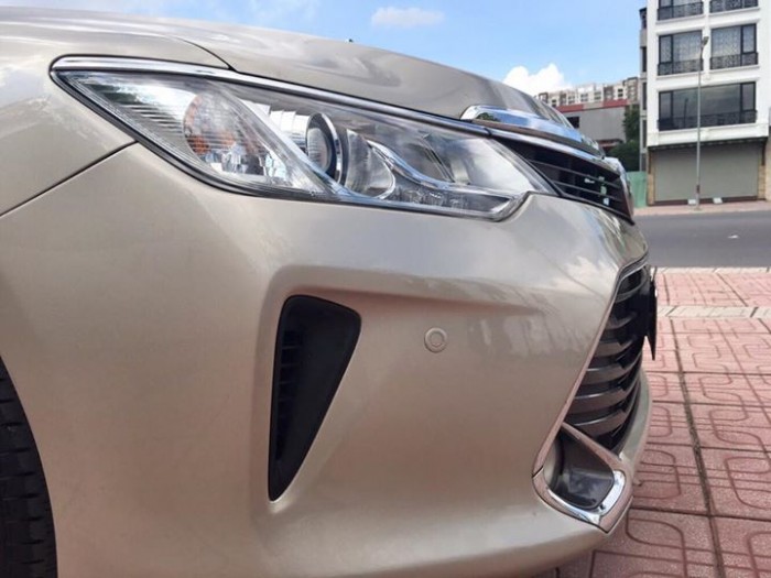 Bán gấp chiếc Toyota Camry 2.5Q 2016 option tương đương xe 2017