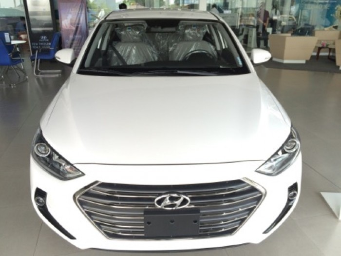 Xe Hyundai elentra 1.6MT 2017