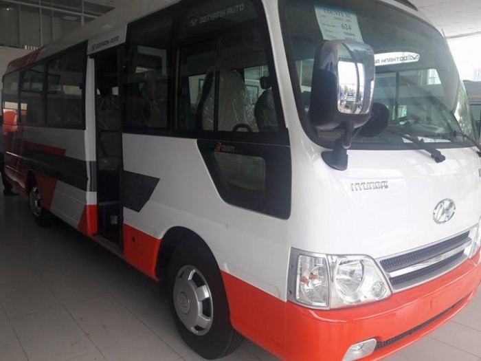 Xe khách 29 chỗ hyundai county - xe hyundai county 29 chỗ giao xe ngay