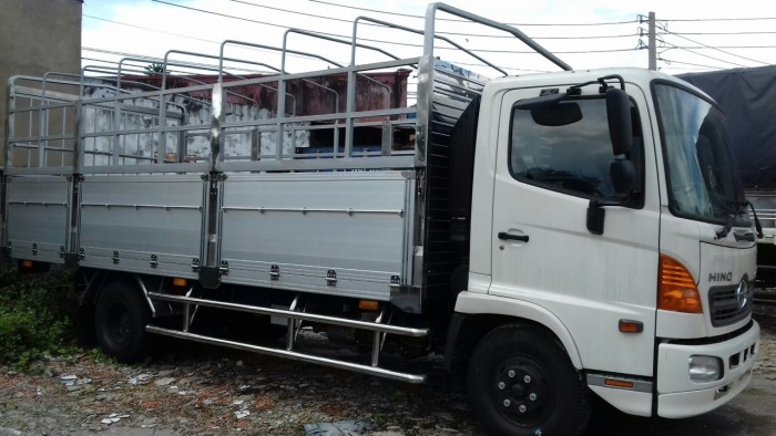 Bán xe HINO 6tấn chuyên thùng chở đông lạnh, gia cầm, gia súc...
