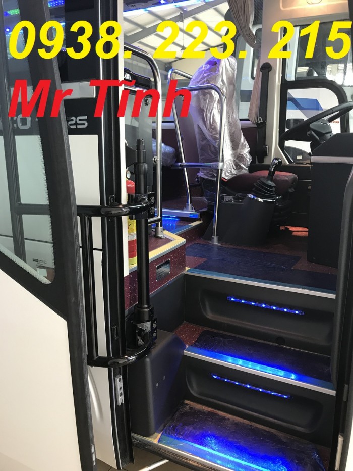 Xe 29 chỗ bầu hơi thaco town tb82 mẫu mới nhất