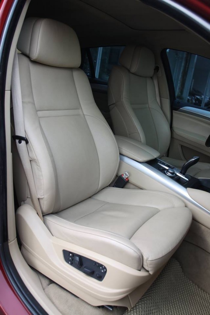 BMW X6 Model 2009. Màu đỏ nội thất kem đăng ký chính chủ cá nhân biển Hà Nội