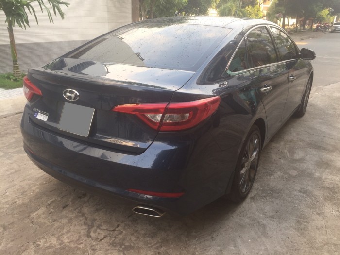 Bán xe Hyundai Sonata fullopption màu xanh nhập khẩu at sx 2016.