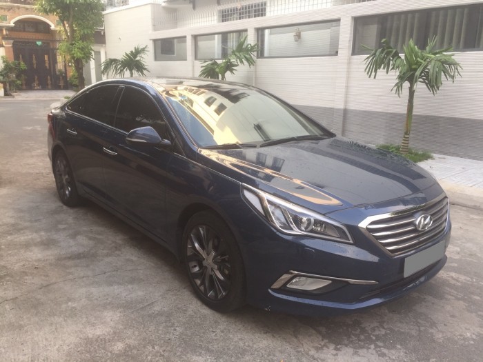 Bán xe Hyundai Sonata fullopption màu xanh nhập khẩu at sx 2016.