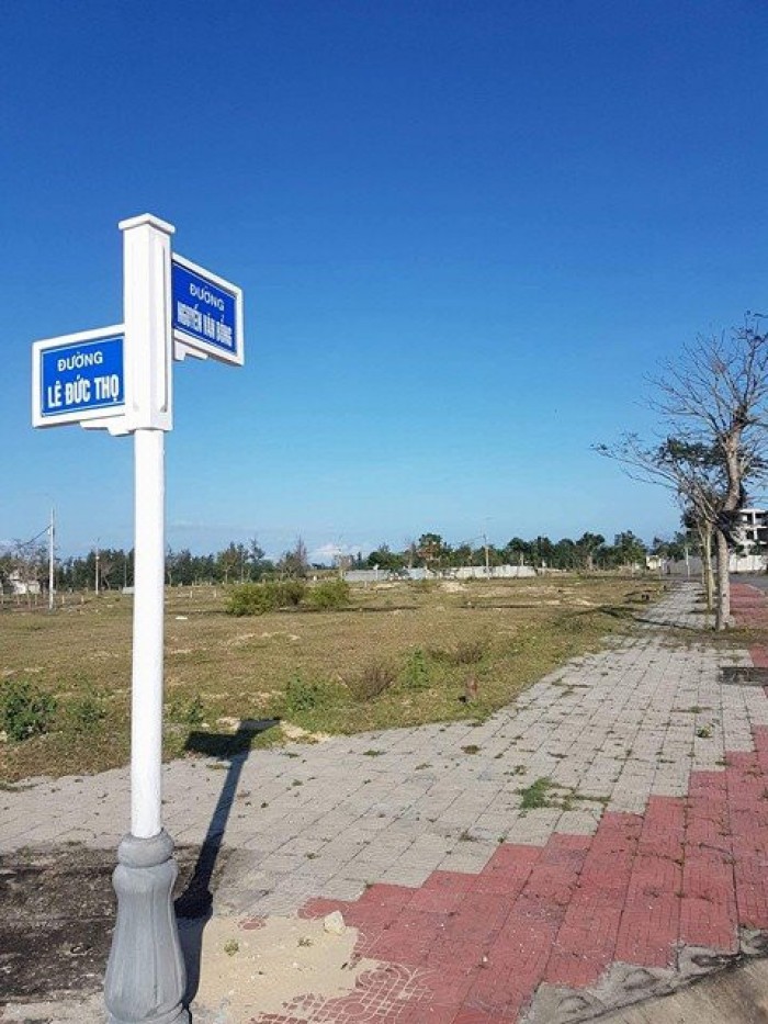 Đất mặt tiền Nguyễn Văn Bổng KĐT Số 3