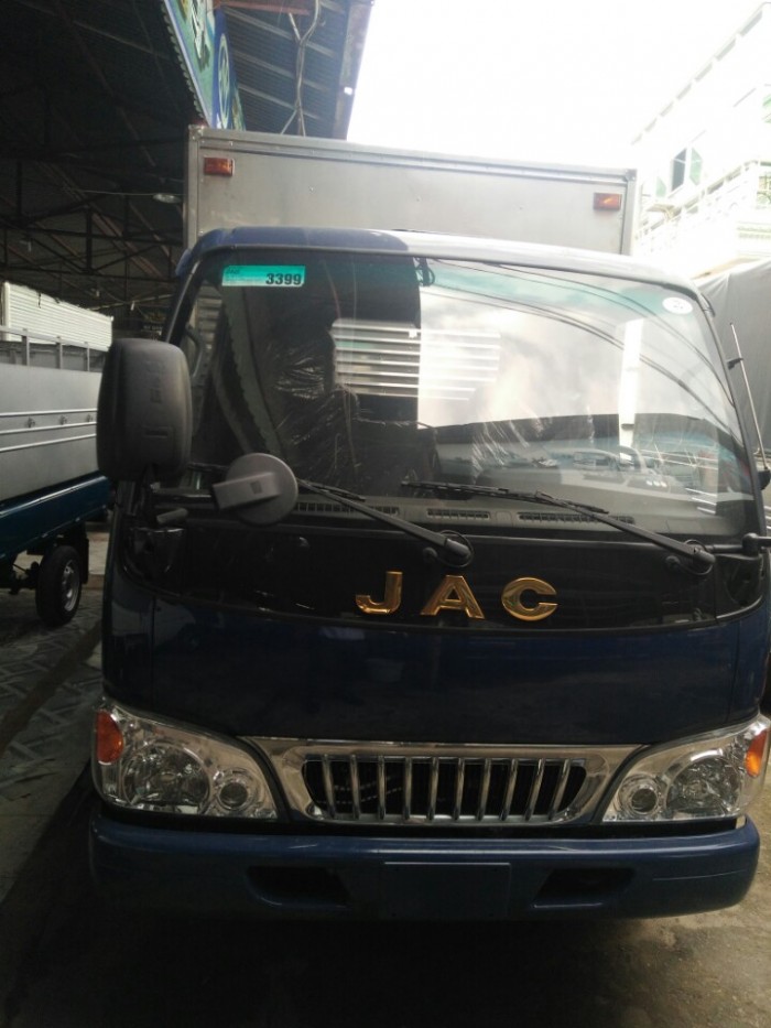 Bán gấp xe Jac 2t4 đời 17, trả góp 95% tại Bình Dương