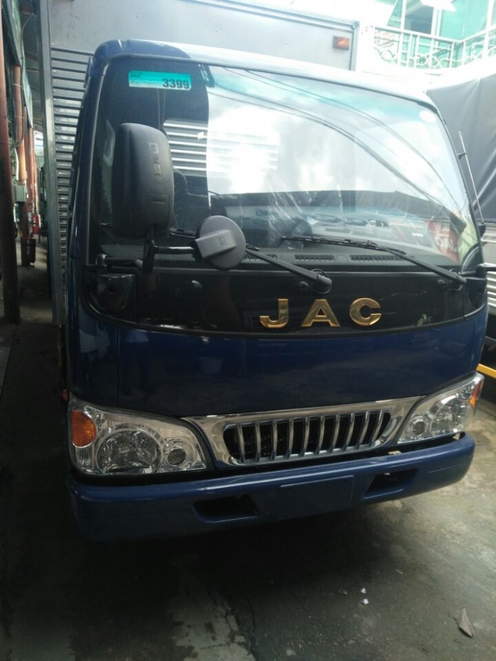 Bán gấp xe Jac 2t4 đời 17, trả góp 95% tại Bình Dương