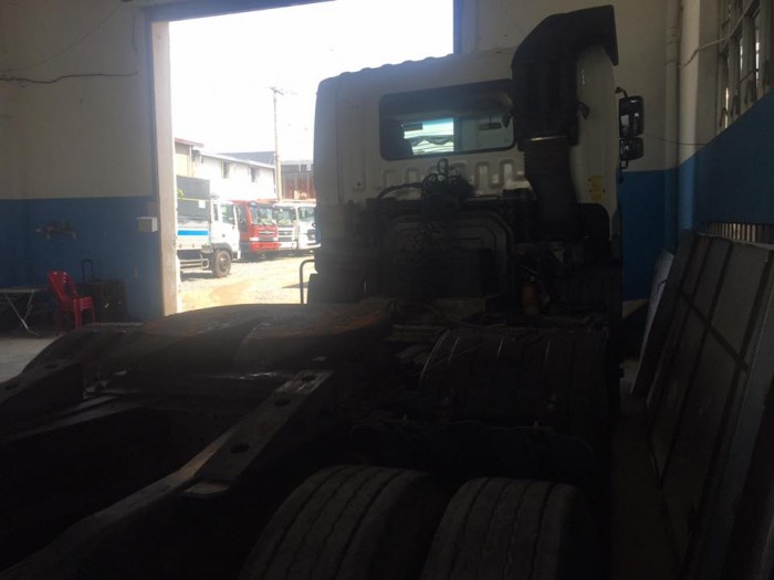 Bán đầu kéo hd 700 đời 2015