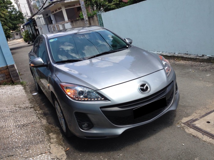 Cần bán xe Mazda 3s sedan 2015 số tự động màu bạc zin