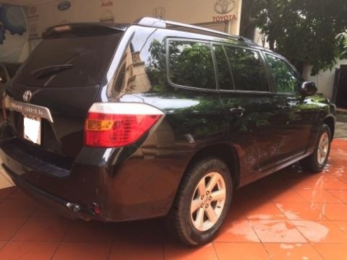 Cần bán Toyota Highlander, nhập khẩu Mỹ. Màu đen