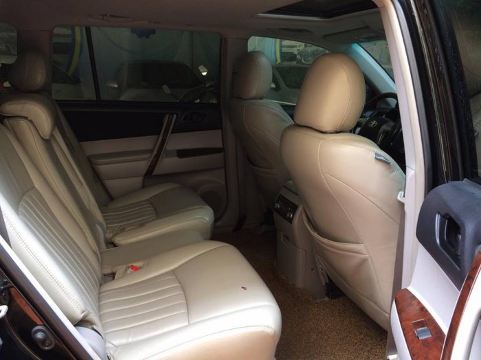 Cần bán Toyota Highlander, nhập khẩu Mỹ. Màu đen