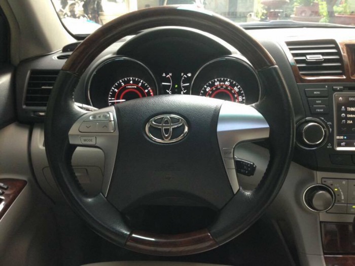 Cần bán Toyota Highlander, nhập khẩu Mỹ. Màu đen