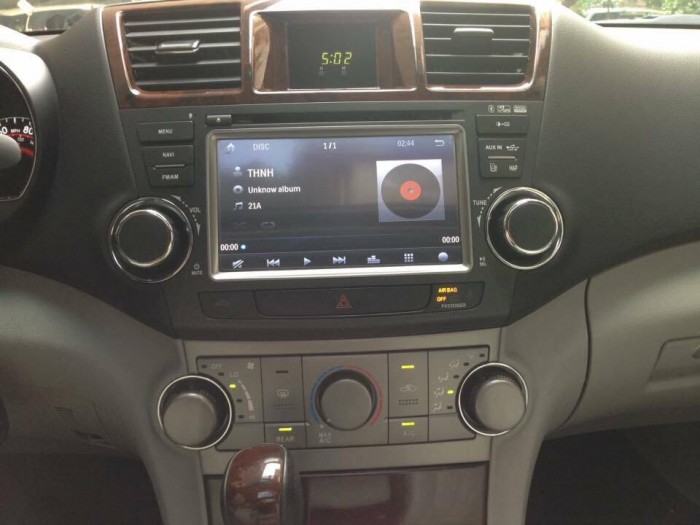 Cần bán Toyota Highlander, nhập khẩu Mỹ. Màu đen
