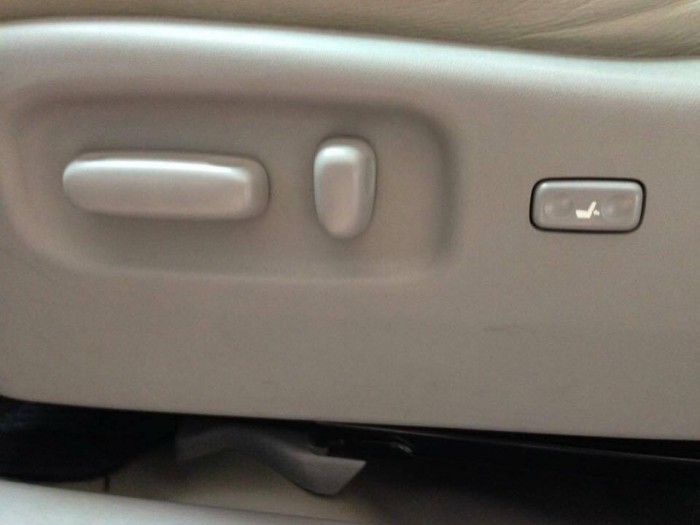 Cần bán Toyota Highlander, nhập khẩu Mỹ. Màu đen