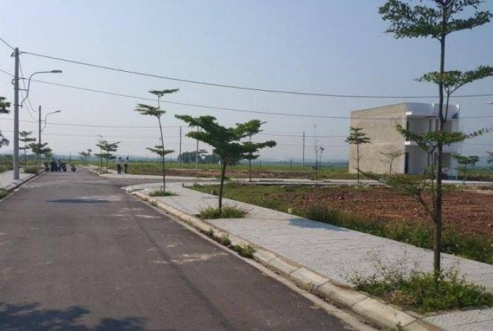 Bán đất mt Song Hành Quận 2 có SHR, 100m2  gần Vincom thuận lợi đầu tư sinh lời