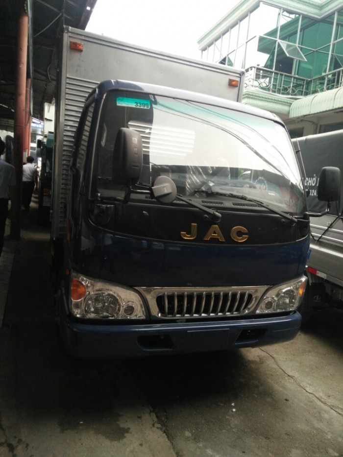 Xe Jac 2404kg màu xanh, giá rẻ nhất