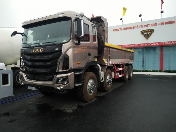 Xe tải ben Jac-Vtruck 4 chân