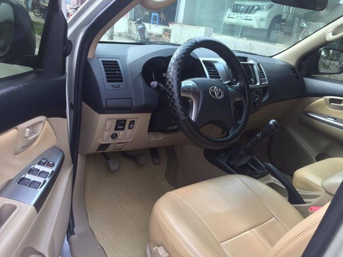 Bán xe Toyota Hilux G 3.0 hai cầu đời 2014
