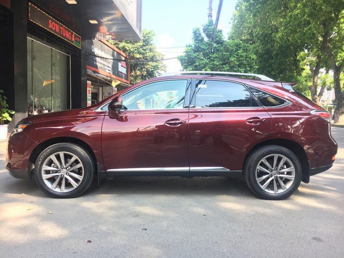 Bán xe Lexus Rx350 sản xuất 2014 màu đỏ mận