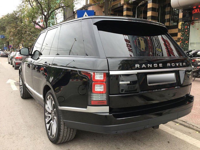 Bán xe Range Rover Autobiography 5.0 màu đen nội thất da bò 2014