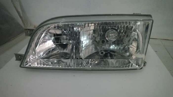Đèn pha MERCEDES