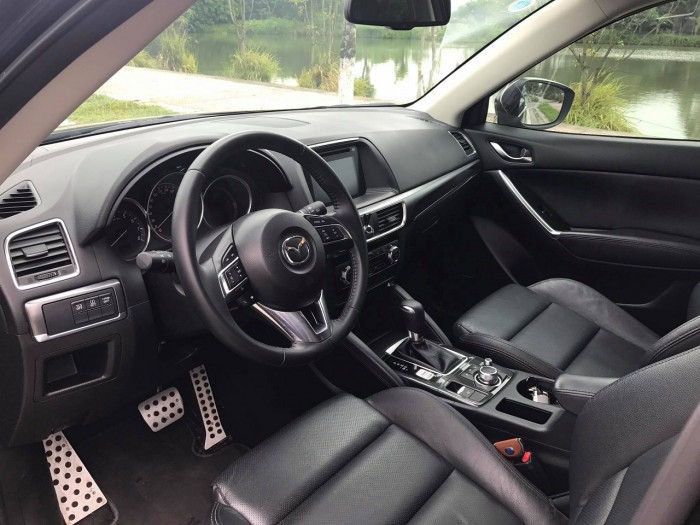 Cần bán xe Mazda CX5 2.5 AWD 2017 màu đen vip