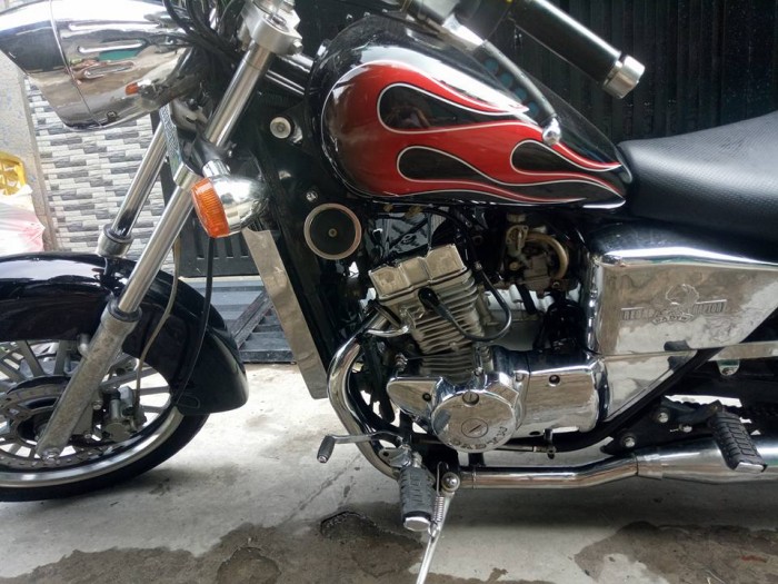 Moto rebel (USA) 150 NC két nước bstp chính chủ mới 95% xe chủ sử dụng kỹ 2 máy 2 pô 3 thắng đĩa máy