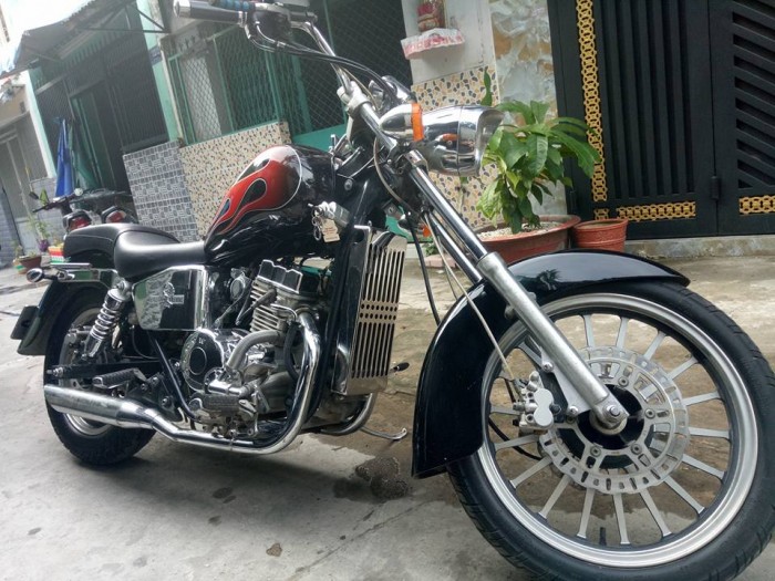 Moto rebel (USA) 150 NC két nước bstp chính chủ mới 95% xe chủ sử dụng kỹ 2 máy 2 pô 3 thắng đĩa máy