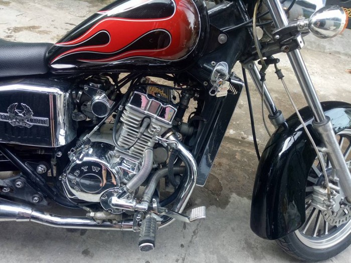 Moto rebel (USA) 150 NC két nước bstp chính chủ mới 95% xe chủ sử dụng kỹ 2 máy 2 pô 3 thắng đĩa máy