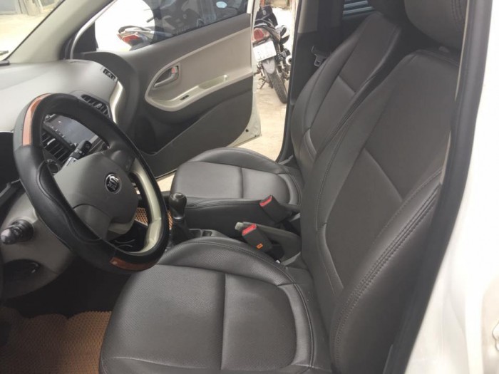 Cần bán gấp xe Kia Morning 1.25 mt 2015 odo 50.000km trắng sữa